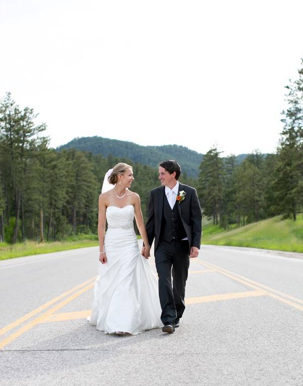 Phillips_Vollmer_Bartlett_Pair_Photography_BearCreekMountainResortWeddingBartlettPairPhotography059_low