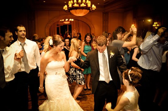 Tips for Saving Money When Planning Your Wedding Tips for Saving Money When Planning Your Wedding