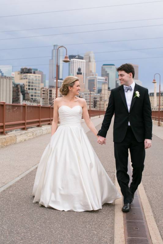 Wedding Photographer Madison WI - http://www.uedaphotography.com