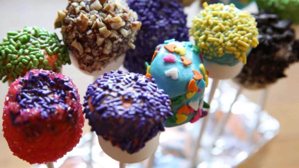 Ree's Marshmallow Pops