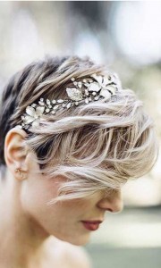 Chic and Stylish Wedding Hairstyles for Short Hair_48