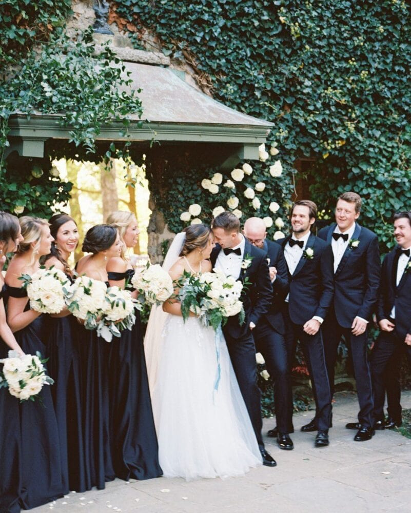 How to Nail Wedding Dress Code Without Overdoing It 19
