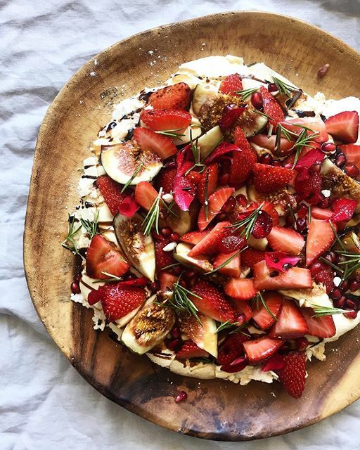 Fig, Strawberry And Balsamic Pavlova