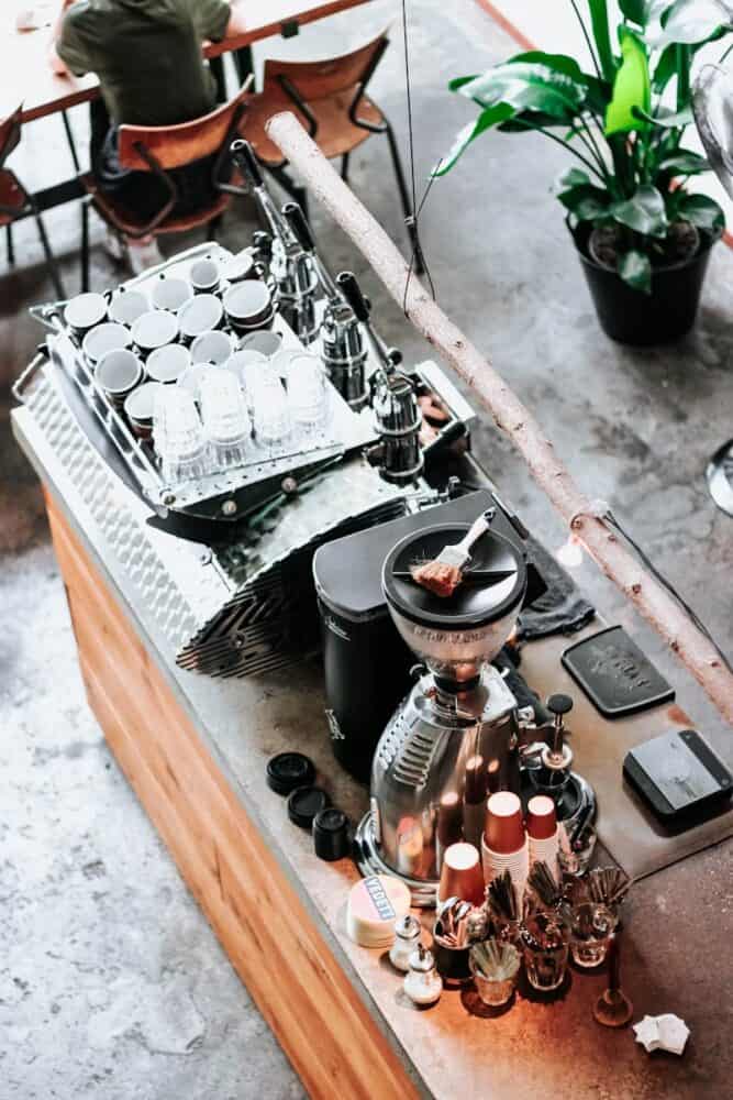 DIY Wedding Coffee Bar: Simple Ideas to Spice Up Your Reception 18 DIY Wedding Coffee Bar: Simple Ideas to Spice Up Your Reception 17