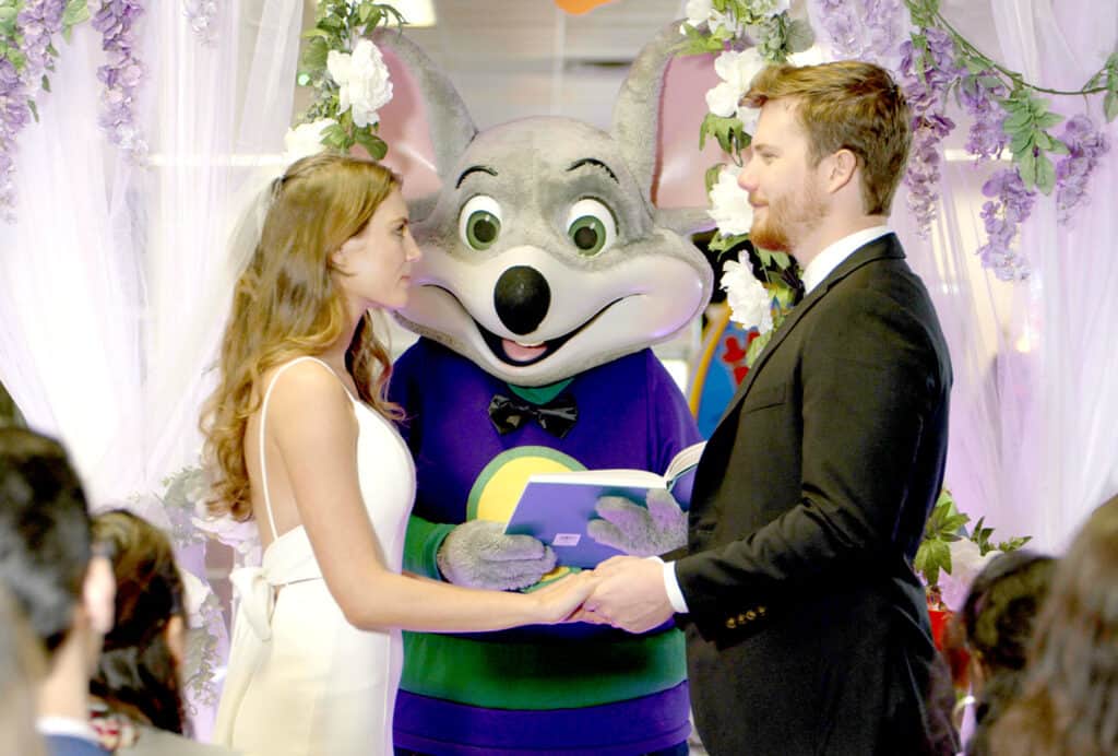 Chuck E. Cheese Weddings: Where a Mouse Can Make You a Spouse 77