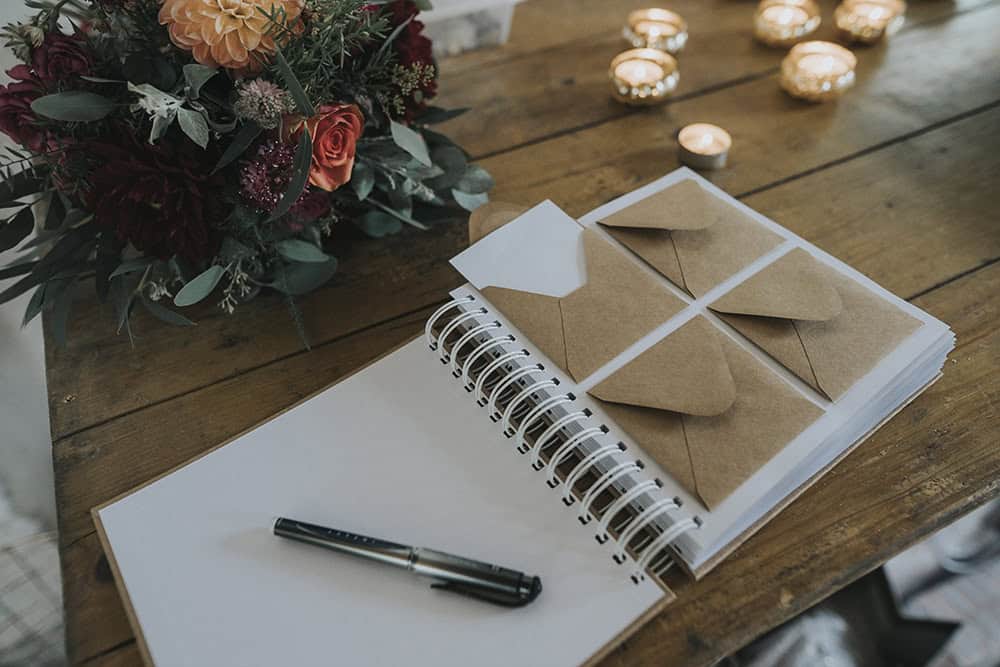 10 Unique Wedding Guest Book Alternatives