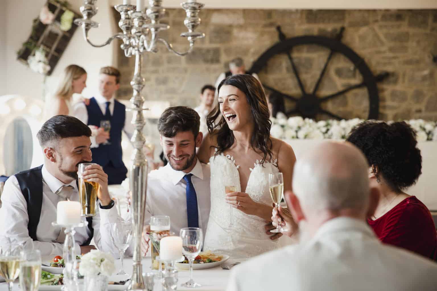 How Many People Should You Invite to The Wedding? 15