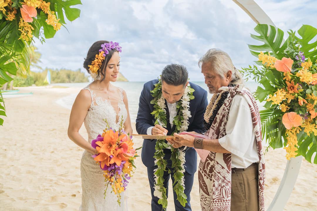 A Romantic Tropical Wedding at Kualoa Ranch 163