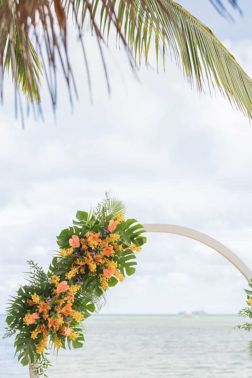 A Romantic Tropical Wedding at Kualoa Ranch 147