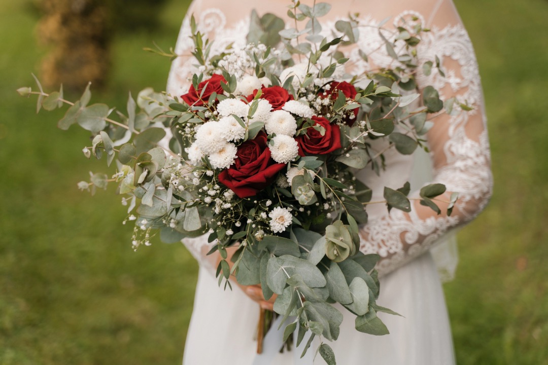 Explore Wedding Flowers Traditions & Bouquets 41