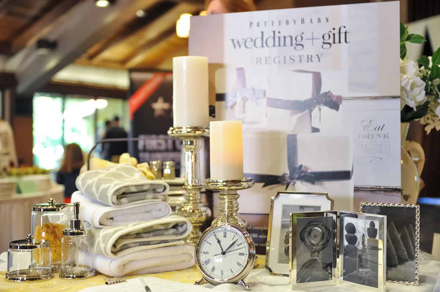 Knives as a wedding gift are related to broken relationship