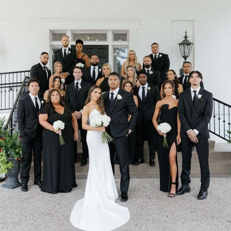 How to Nail Wedding Dress Code Without Overdoing It 11
