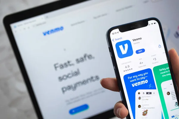 Poltava Ukraine April 2022 Venmo App Icon Hand Mobile Phone — Stock Photo, Image