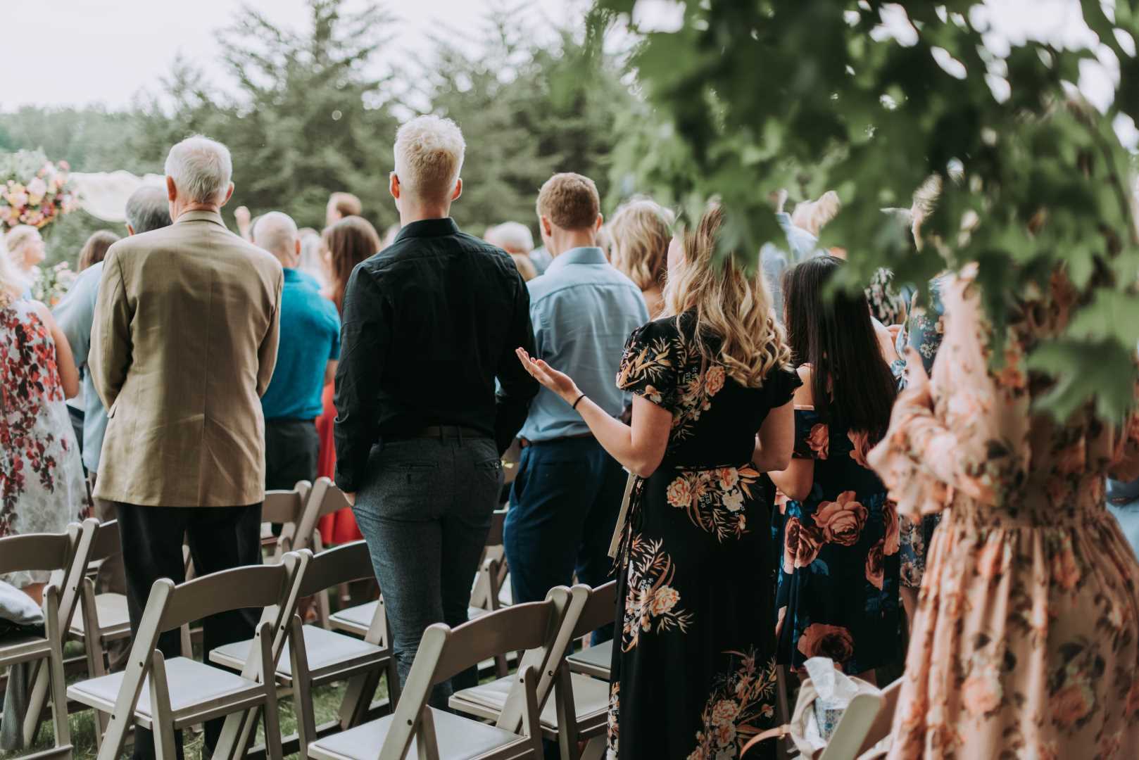 6 Tips to Avoid Common Challenges With Outdoor Weddings 15
