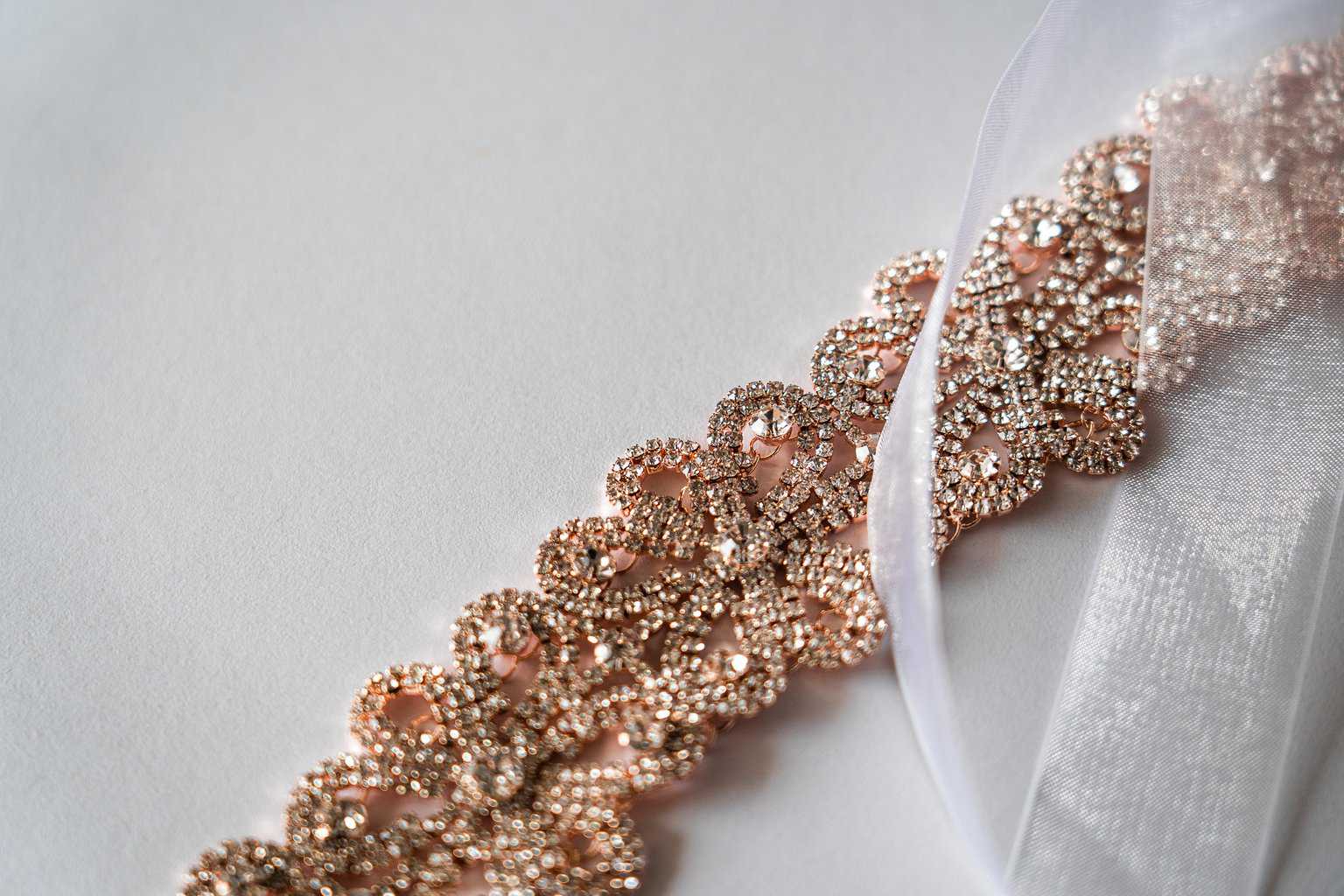 Free Gold and Diamond Necklace Stock Photo