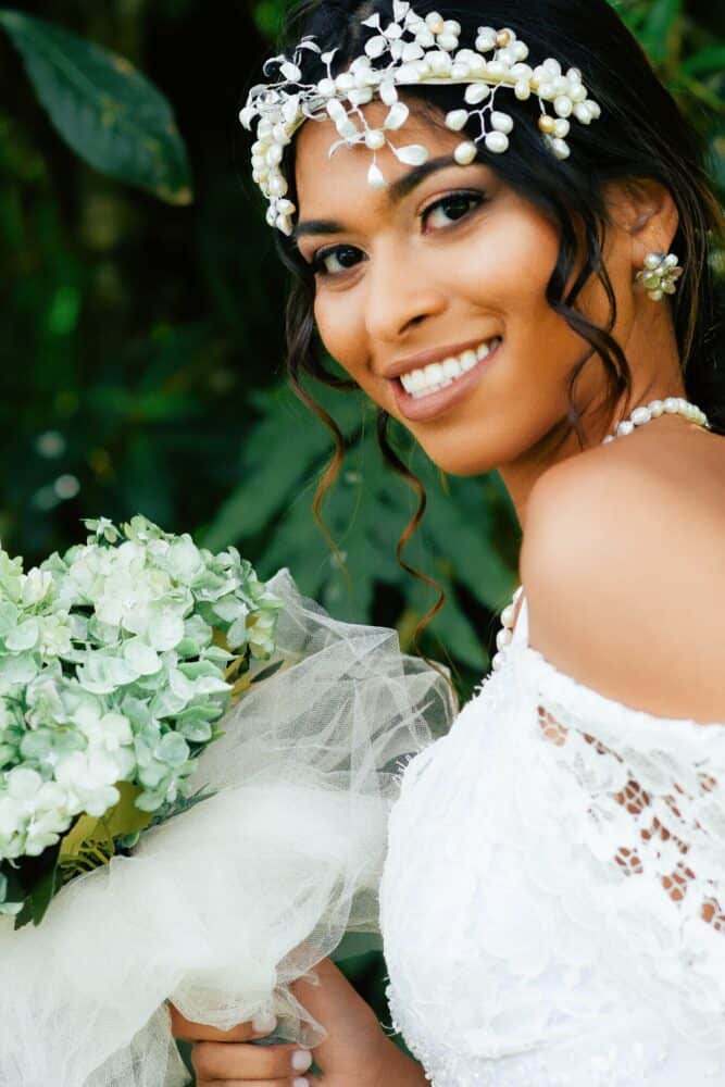 5 Essential Hair Accessory Care Tips to Keep Your Wig Looking Vibrant On Your Wedding Day 30