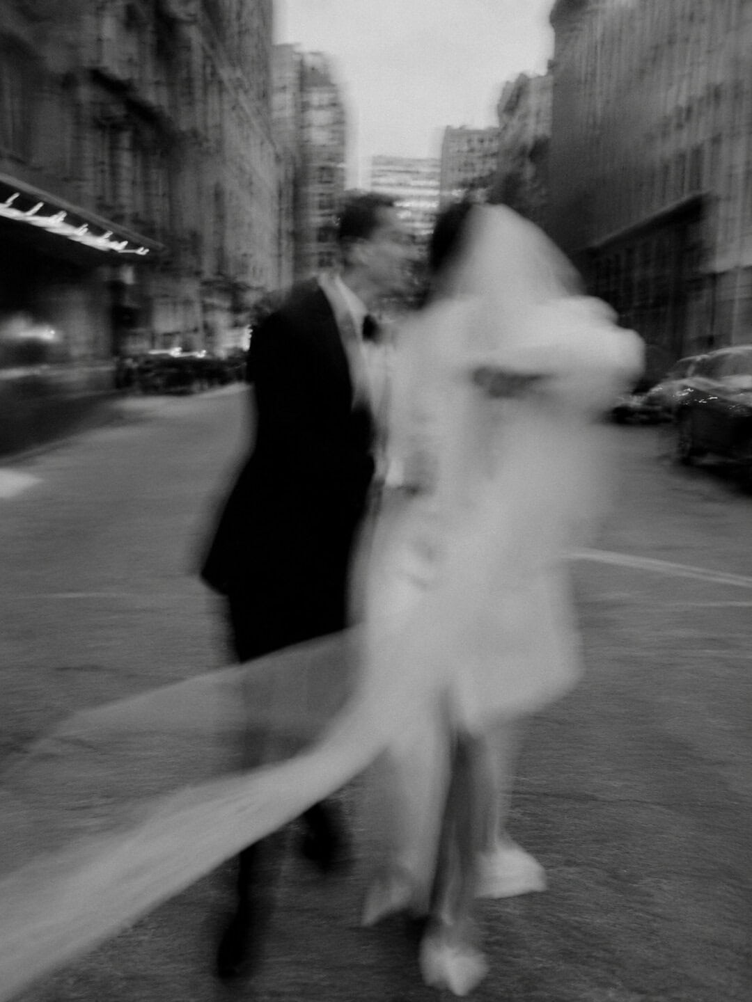 Why Motion Blur Wedding Photos Are Trending in Modern Weddings 3